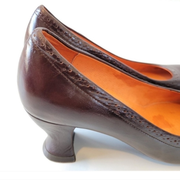 Miz Mooz Alexis Pumps Heels Size 38 Brown. - Picture 3 of 3